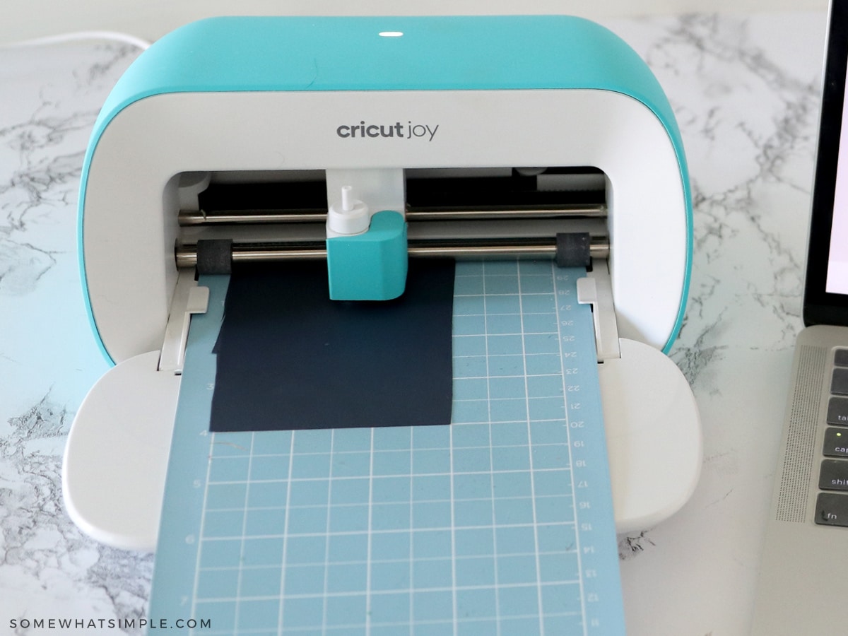 Cricut Joy cutting black iron on