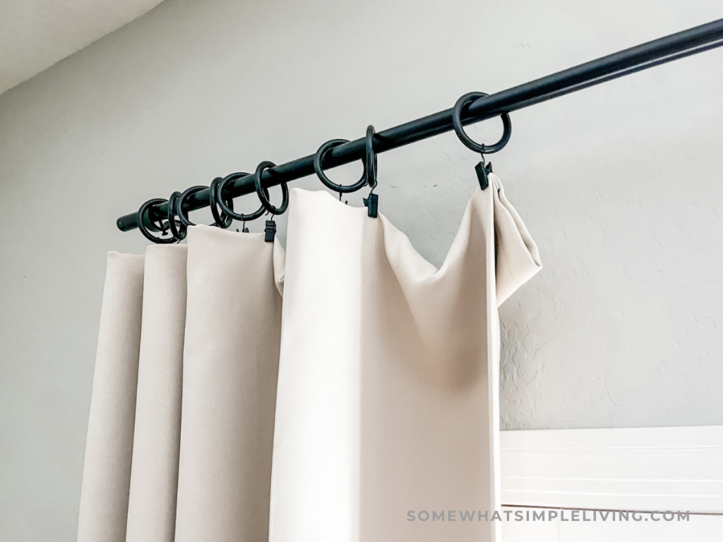 hanging curtains with clips instead of bunching them up