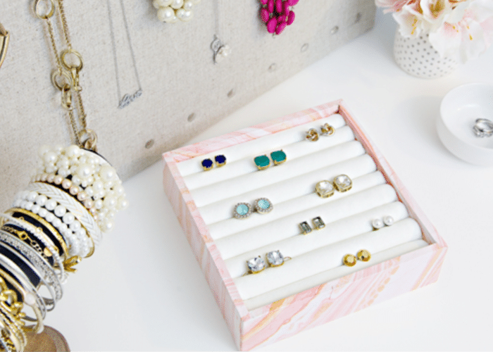 10 DIY Jewelry Holders - Somewhat Simple Living