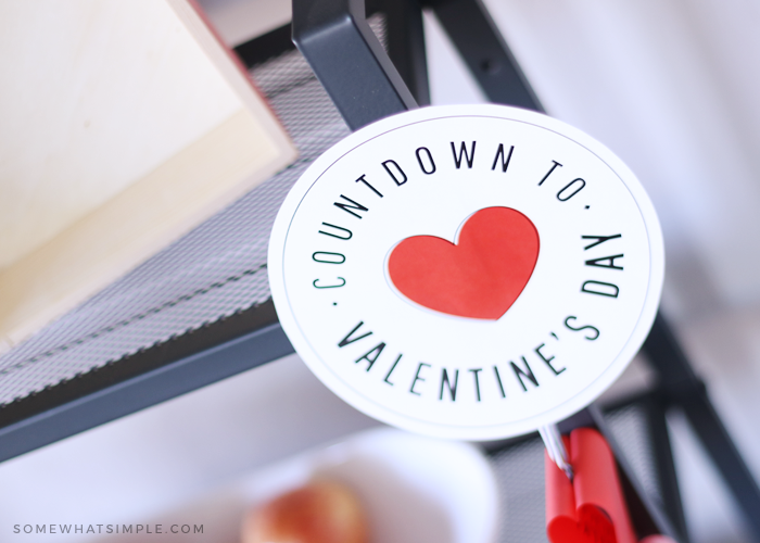 Valentine's Day countdown chain with printables