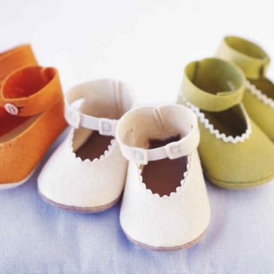DIY Baby Shoes – 10 Favorite Tutorials