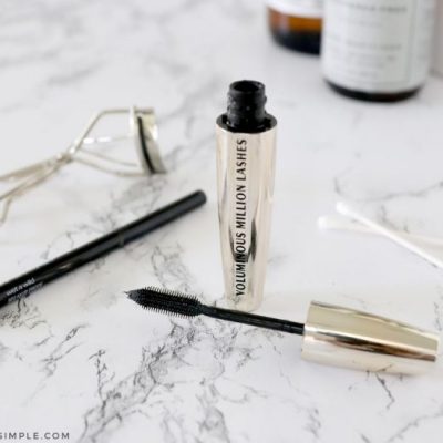 How To Apply Mascara