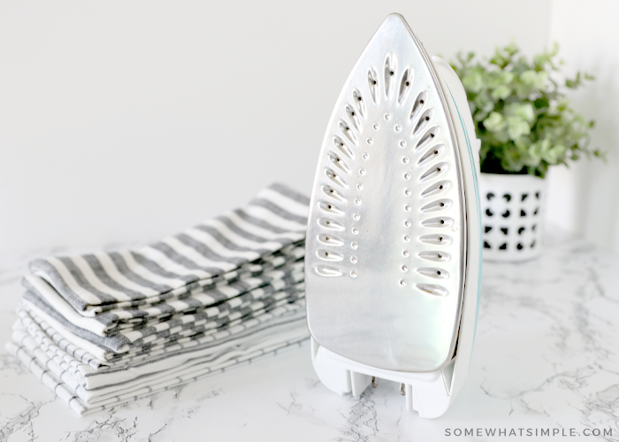 How to Clean an Iron the Right Way