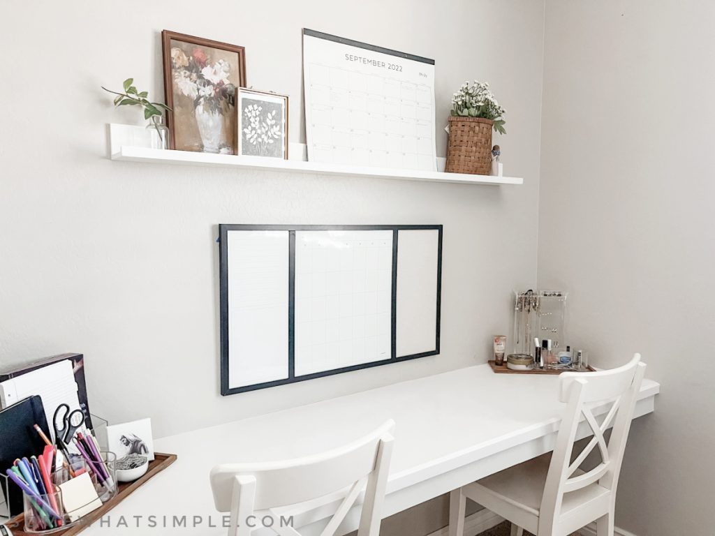 desk area in a bedroom