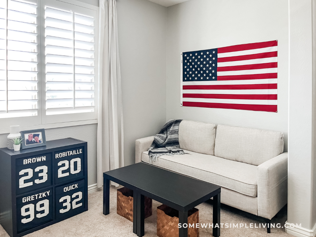 American Flag in a teen boy's bedroom